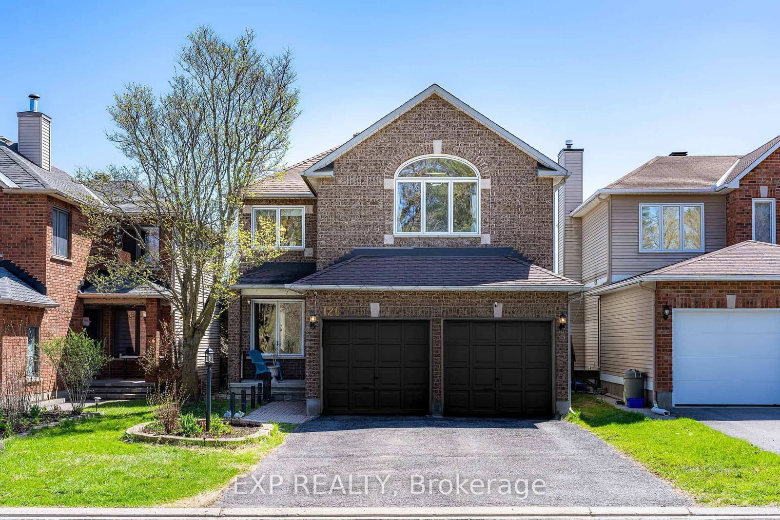 126 Grenadier Way, Nepean, ON