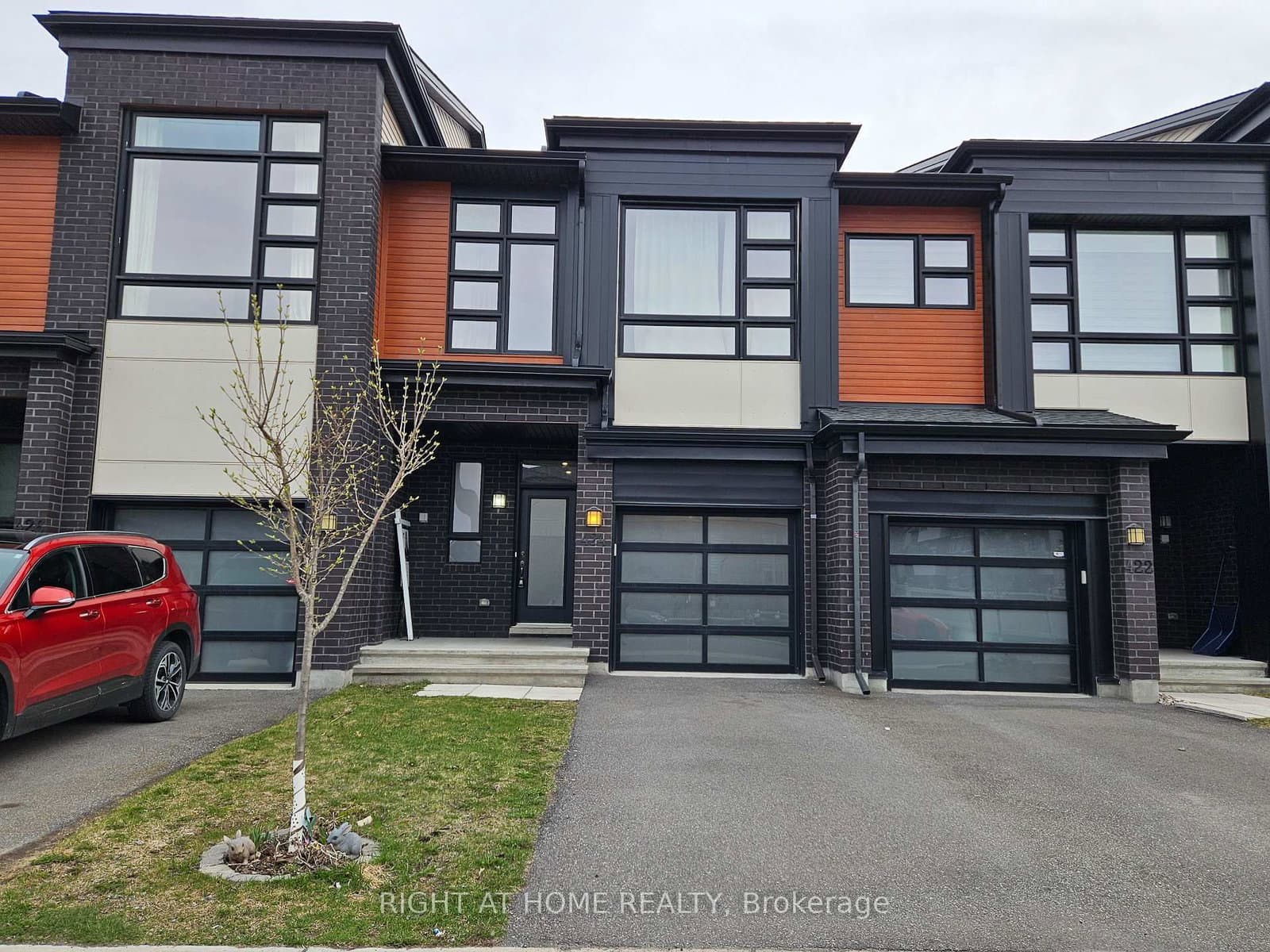424 Markdale Terrace, Ottawa, ON