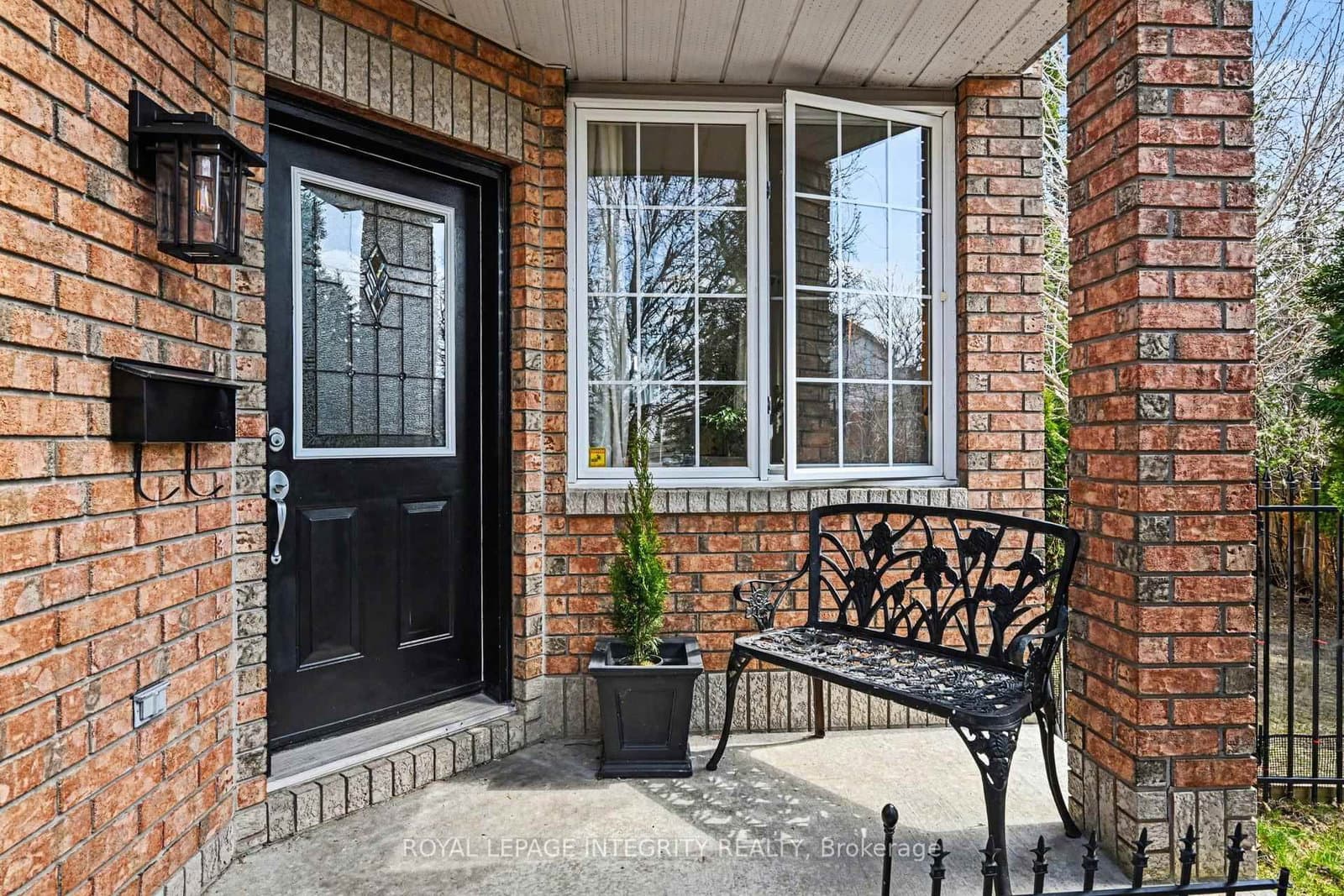 52 Kincardine Drive, Ottawa, ON — photo 2