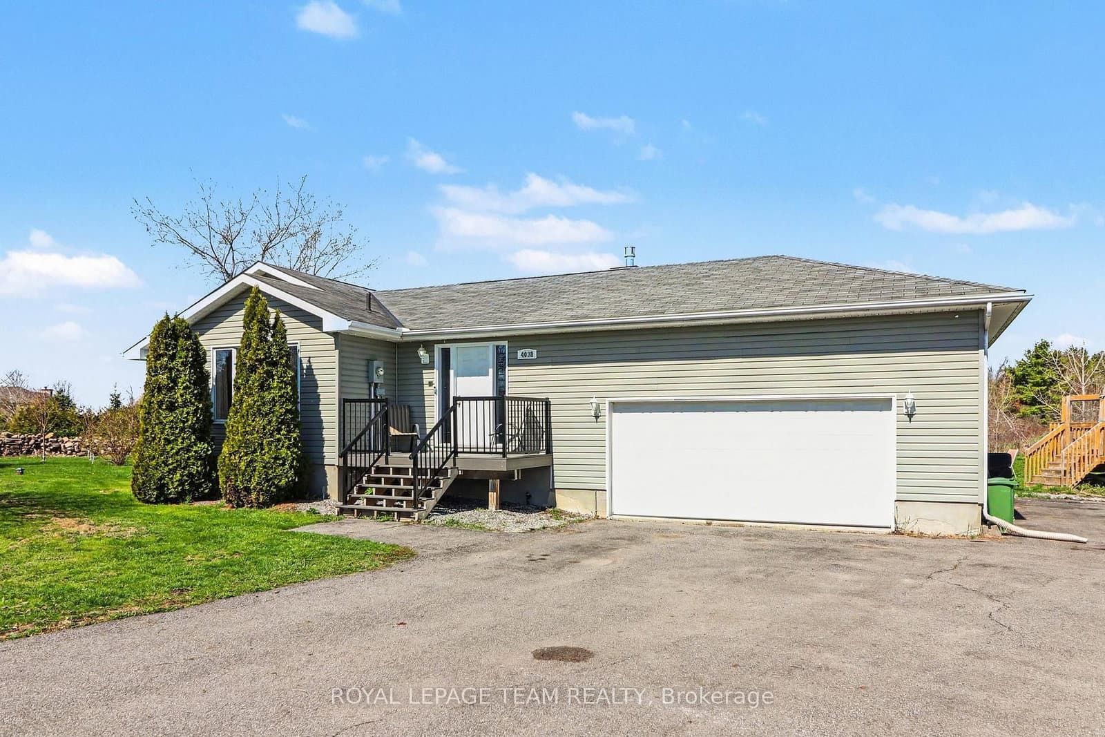 4038 Calbrent Way, Osgoode, ON — photo 2