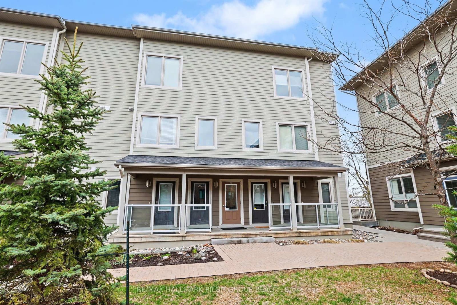 44 Meach Private, Stittsville, ON