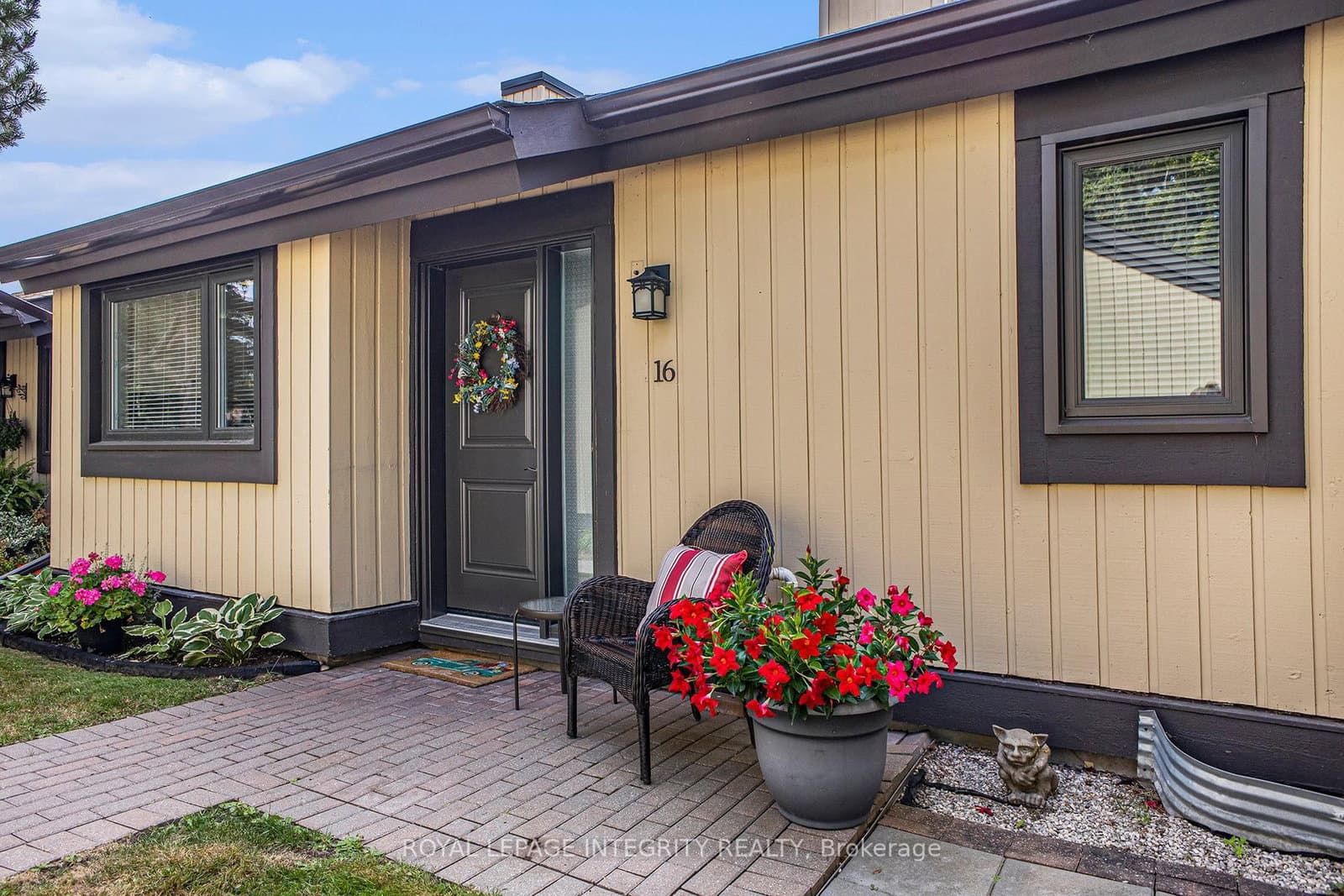 29 - 16 Pebble Beach Court, Ottawa, ON — photo 3