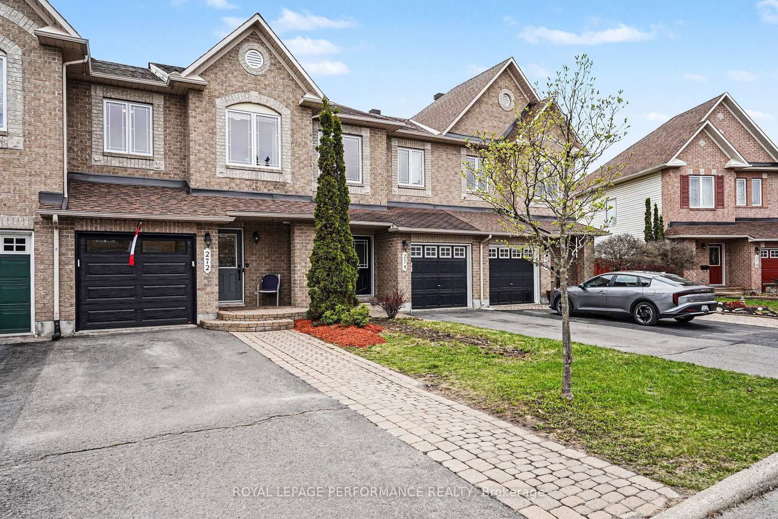 272 Branthaven Street, Ottawa, ON — photo 2