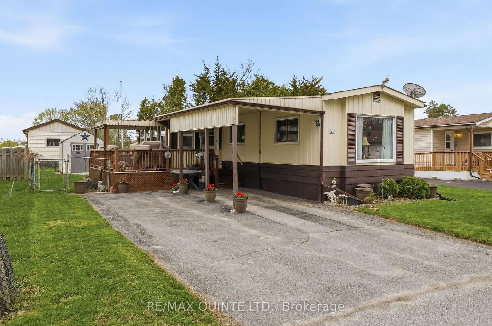 7 Finch Lane, Quinte West, ON — photo 3