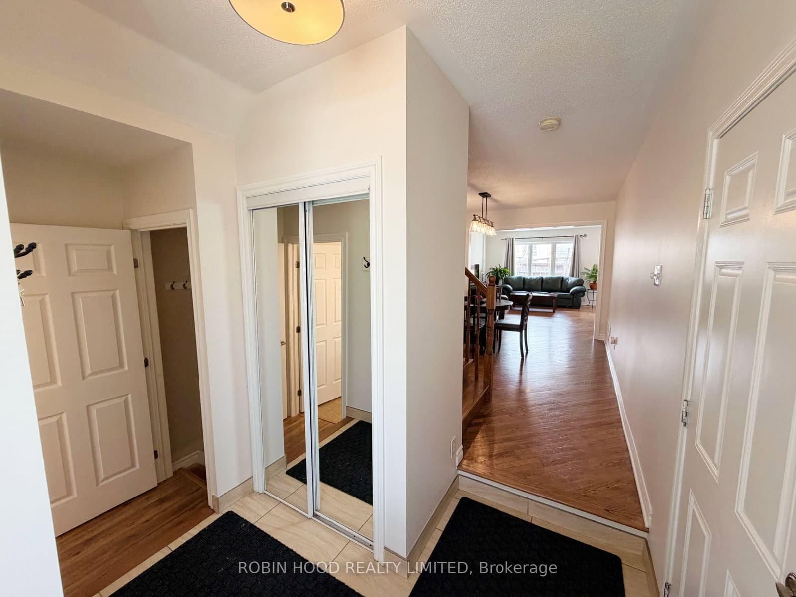 3631 Cambrian Road, Ottawa, ON — photo 2