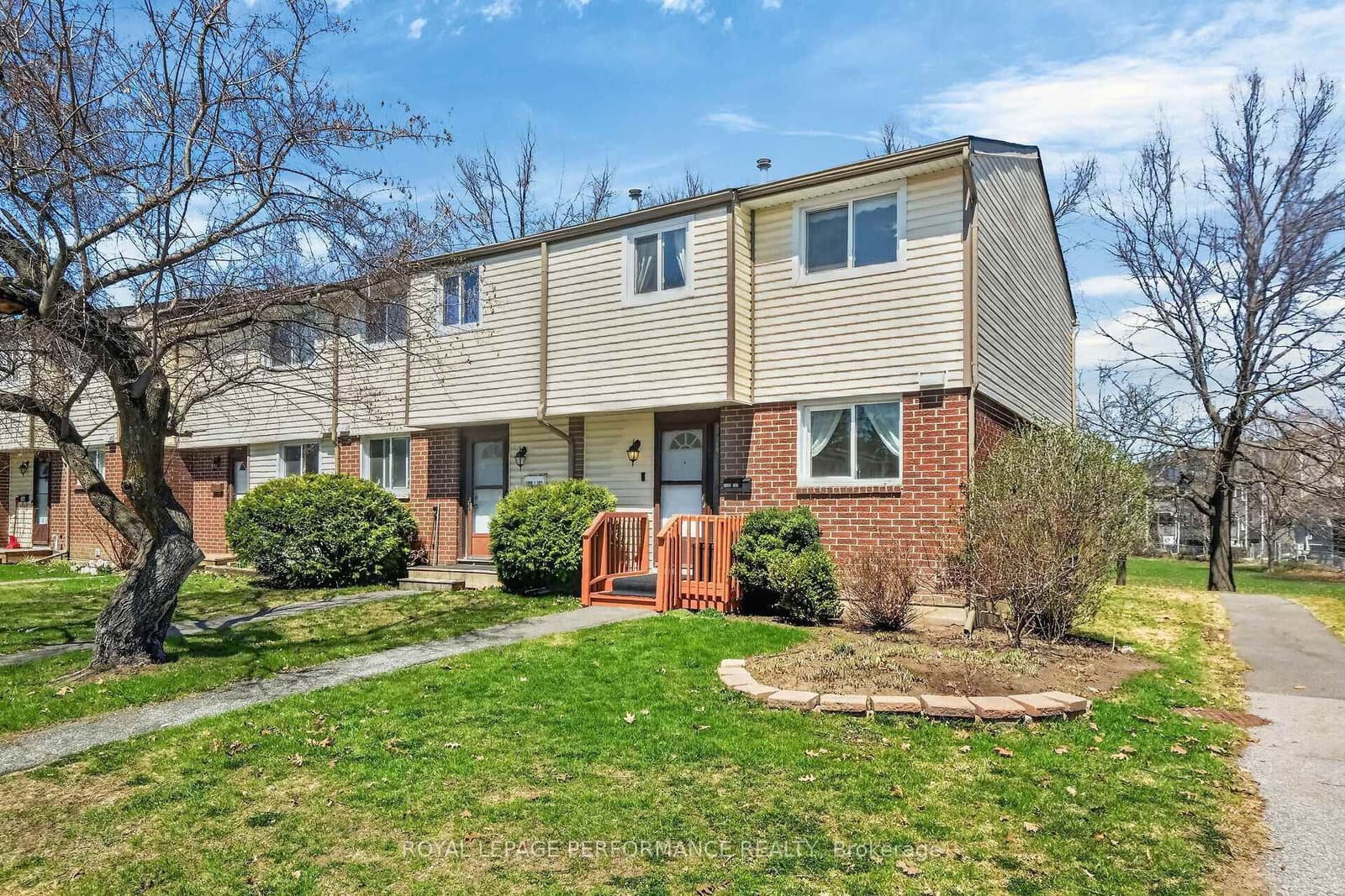 108 - 1389 Palmerston Drive, Ottawa, ON — photo 2