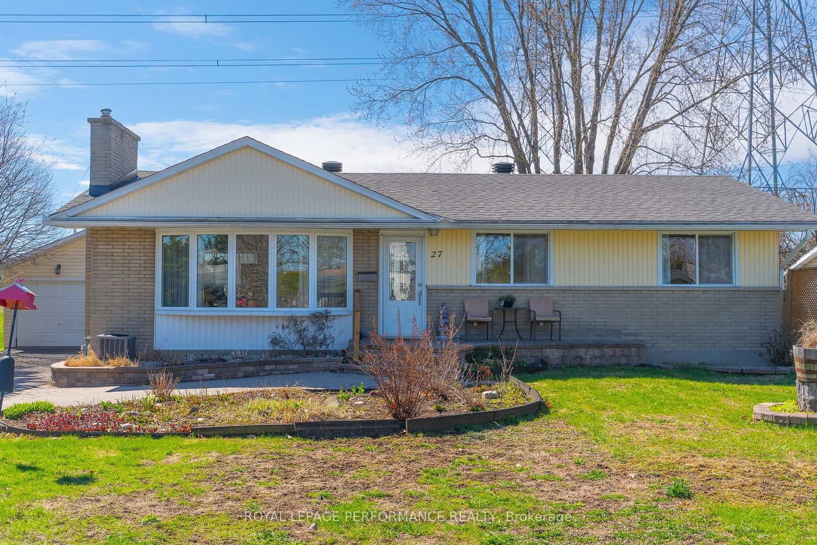 27 Ilkley Crescent, Ottawa, ON