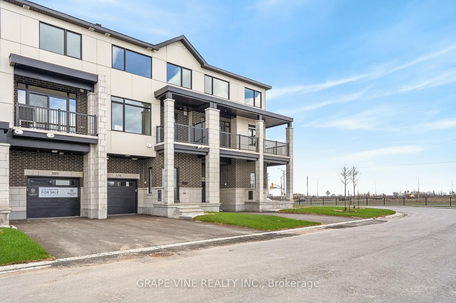 578 Arbia Ridge, Kanata, ON — photo 3