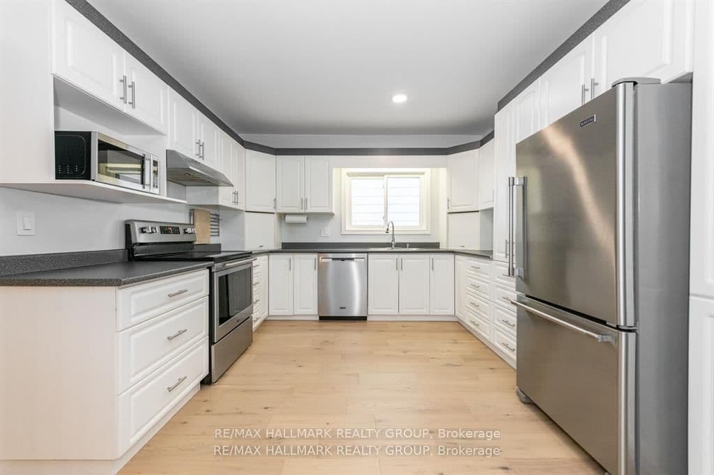 324 Montfort Street, Ottawa, ON — photo 3