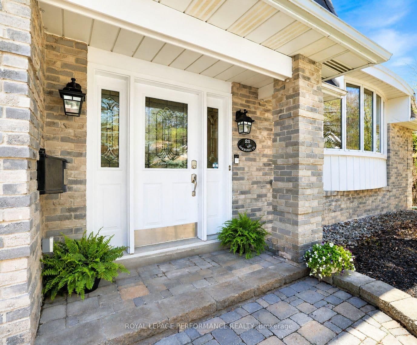 21 Oakhurst Crescent, Ottawa, ON