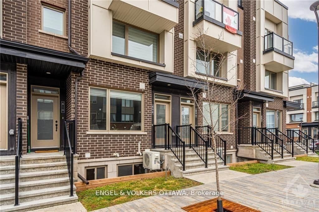 808 Kiniw Private, Ottawa, ON