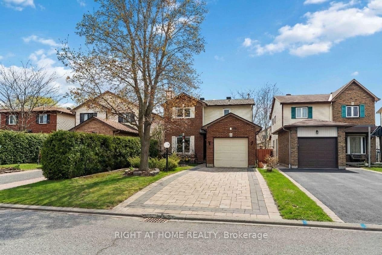26 Denham Way, Ottawa, ON