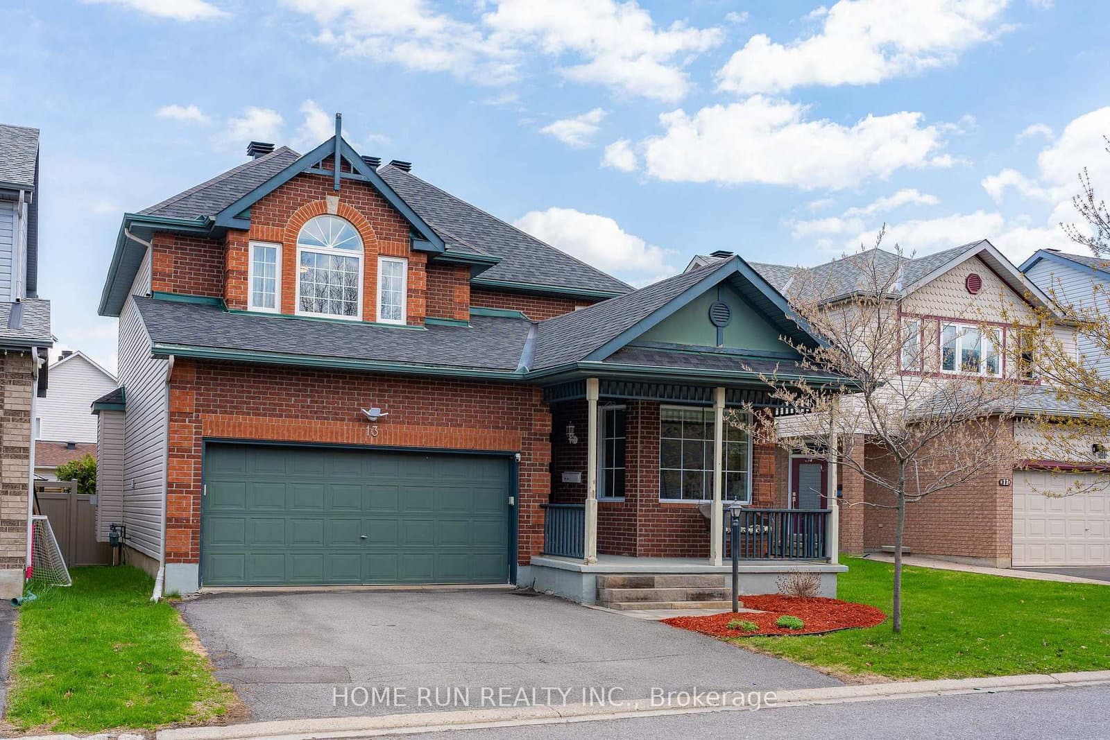 13 COLINDALE Avenue, Ottawa, ON
