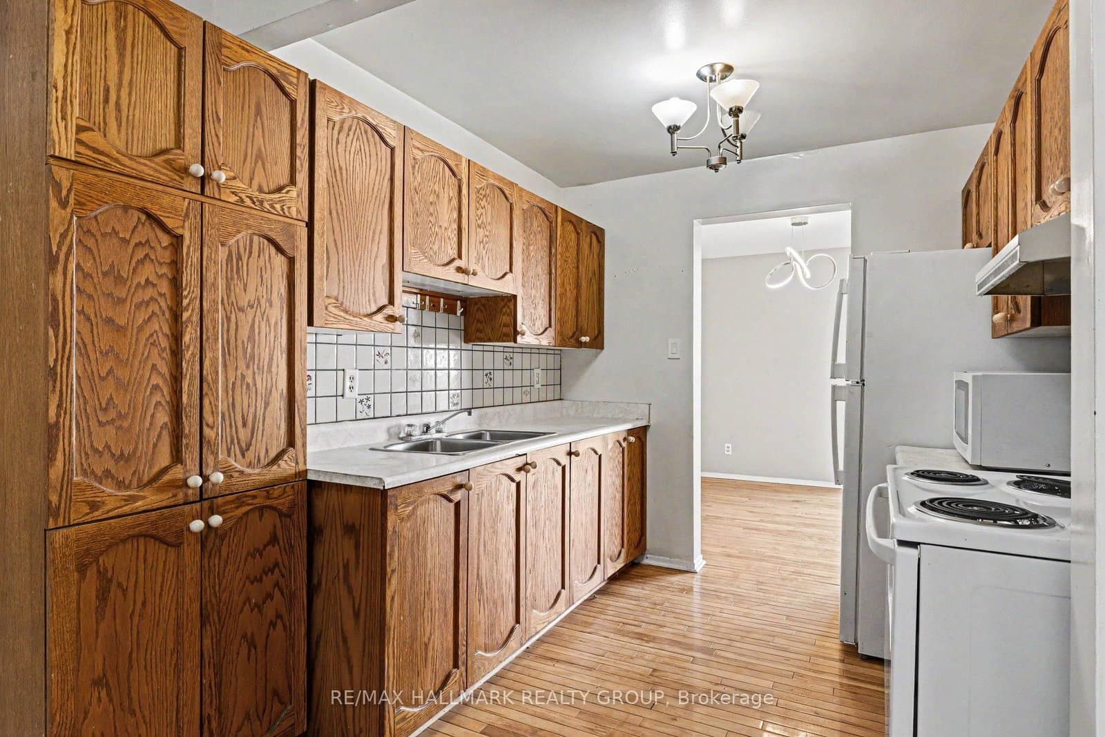 16 Sunridge Lane, Ottawa, ON — photo 3
