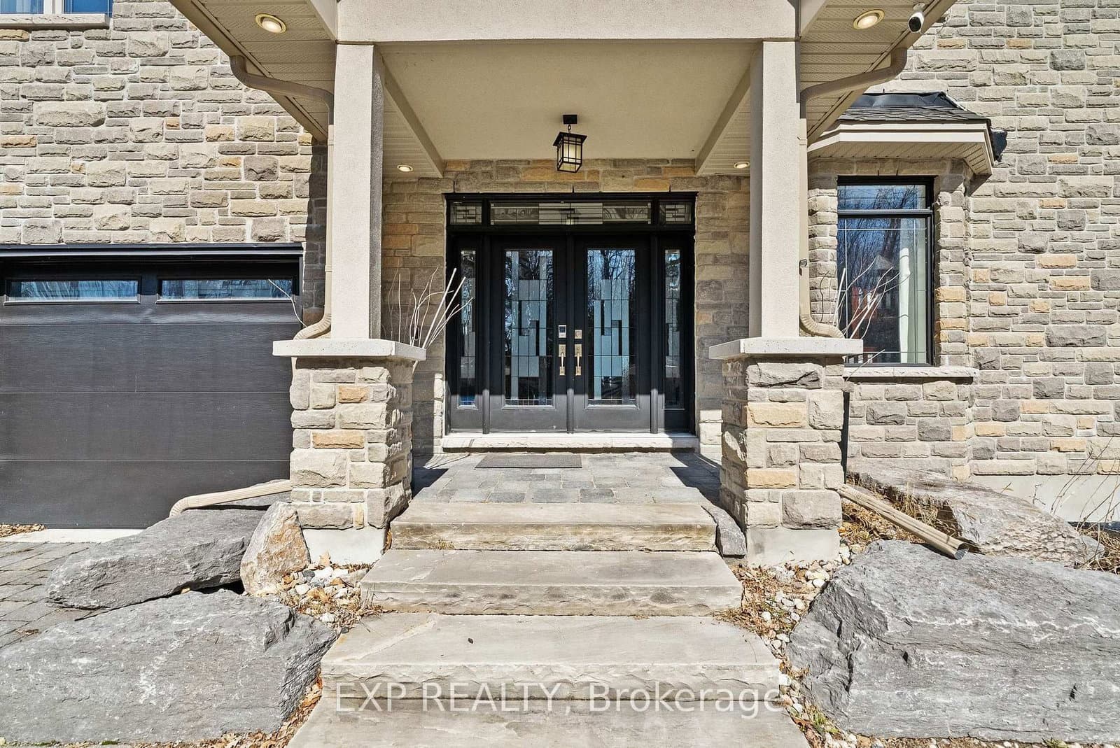 102 Allbirch Road, Ottawa, ON — photo 2