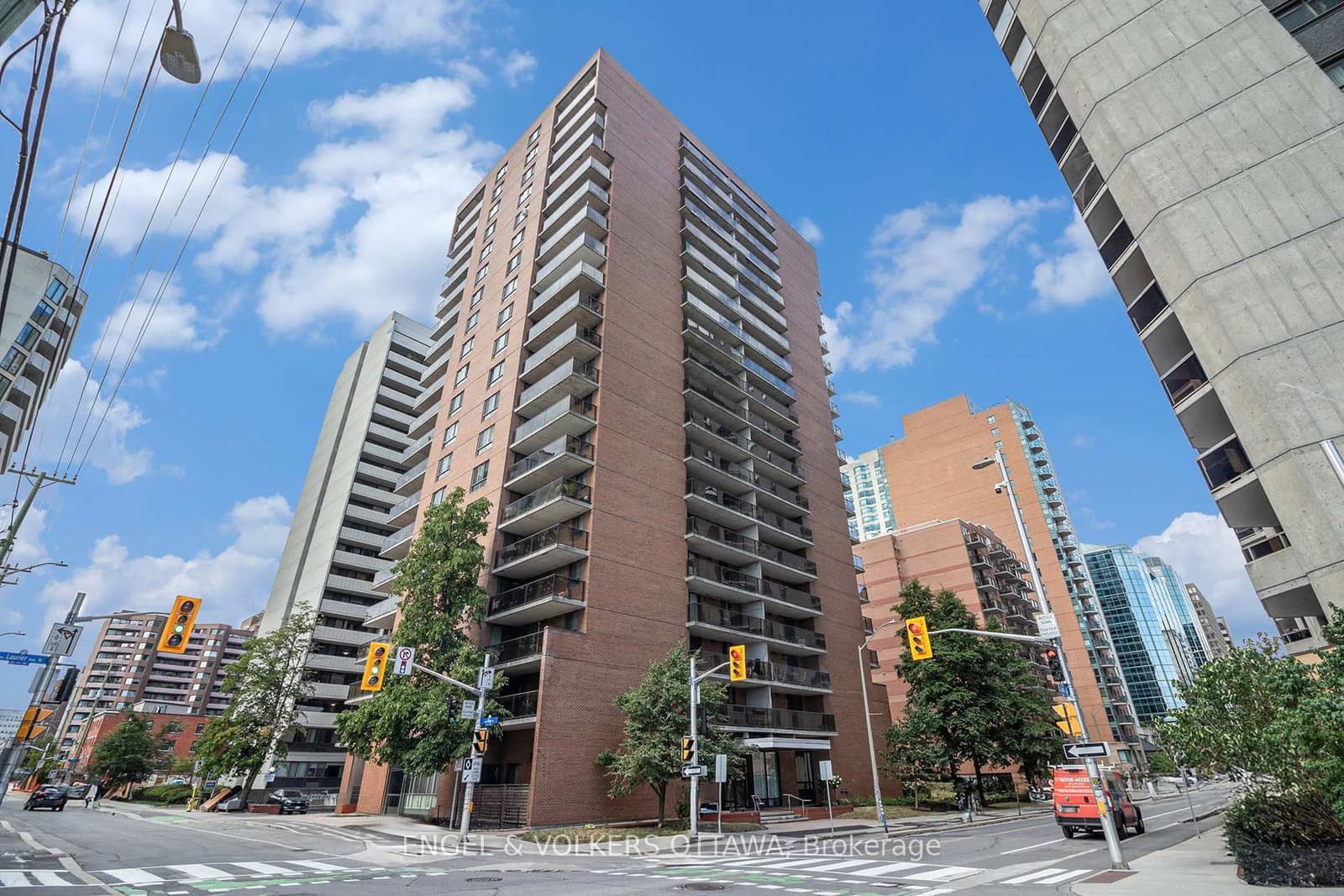 907 - 475 Laurier Avenue, Ottawa, ON