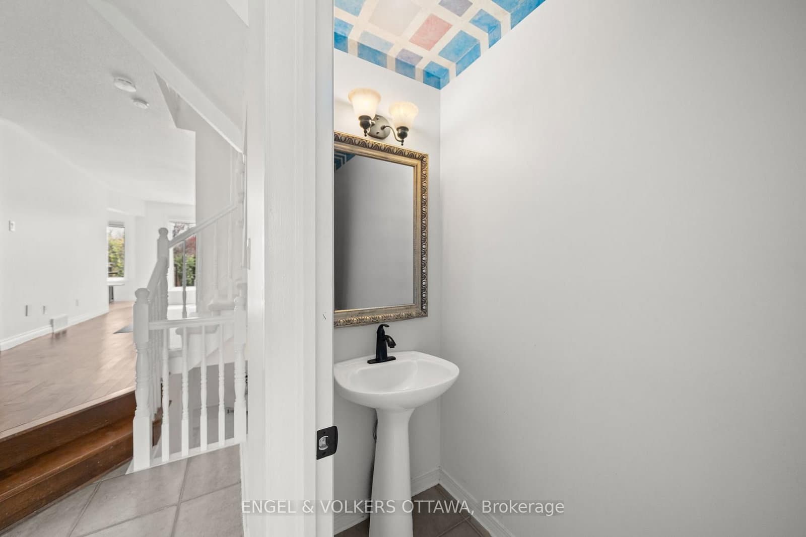 5 Kimberwick Crescent, Ottawa, ON — photo 3