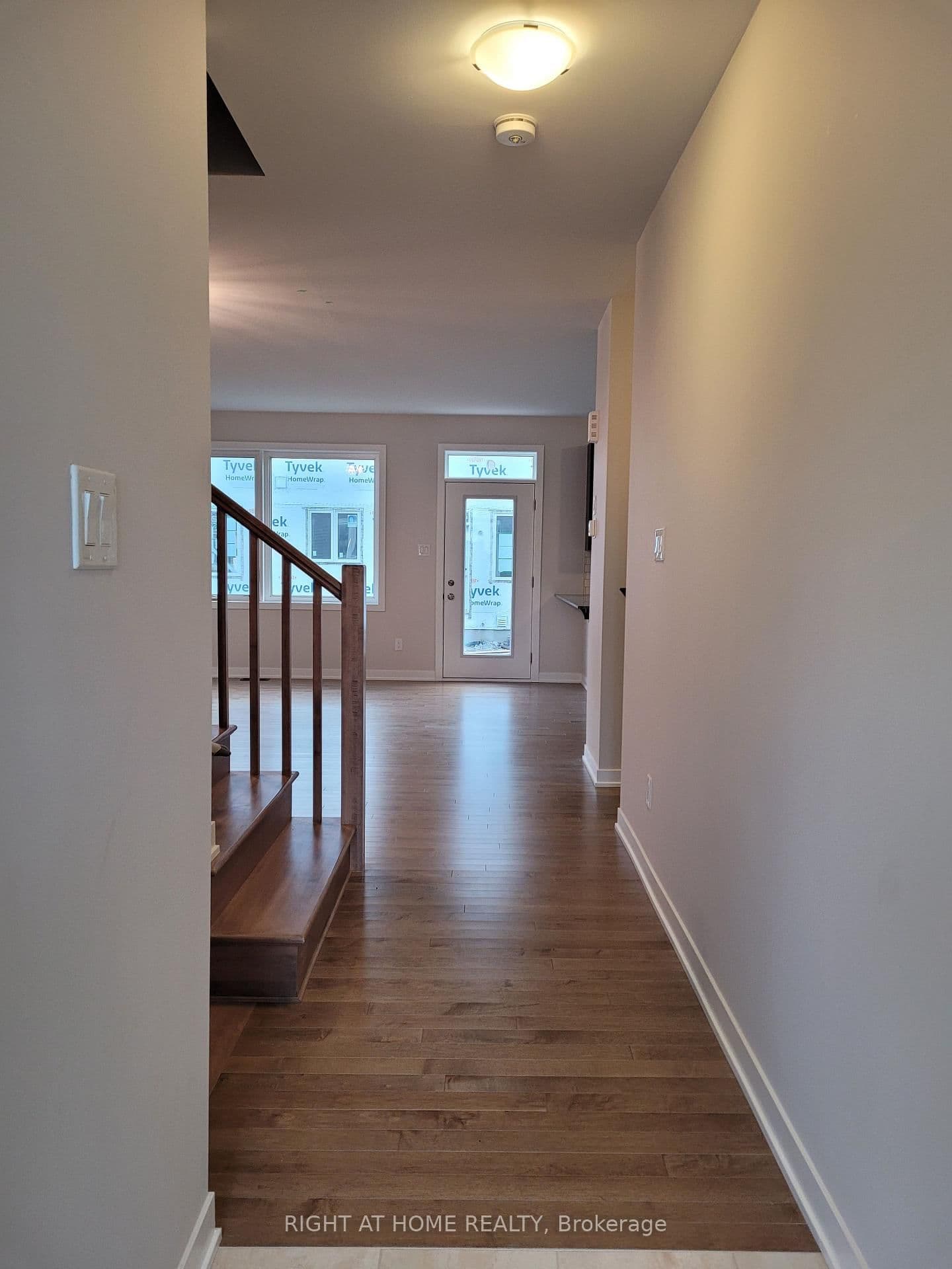 12 Focality Crescent, Ottawa, ON — photo 2