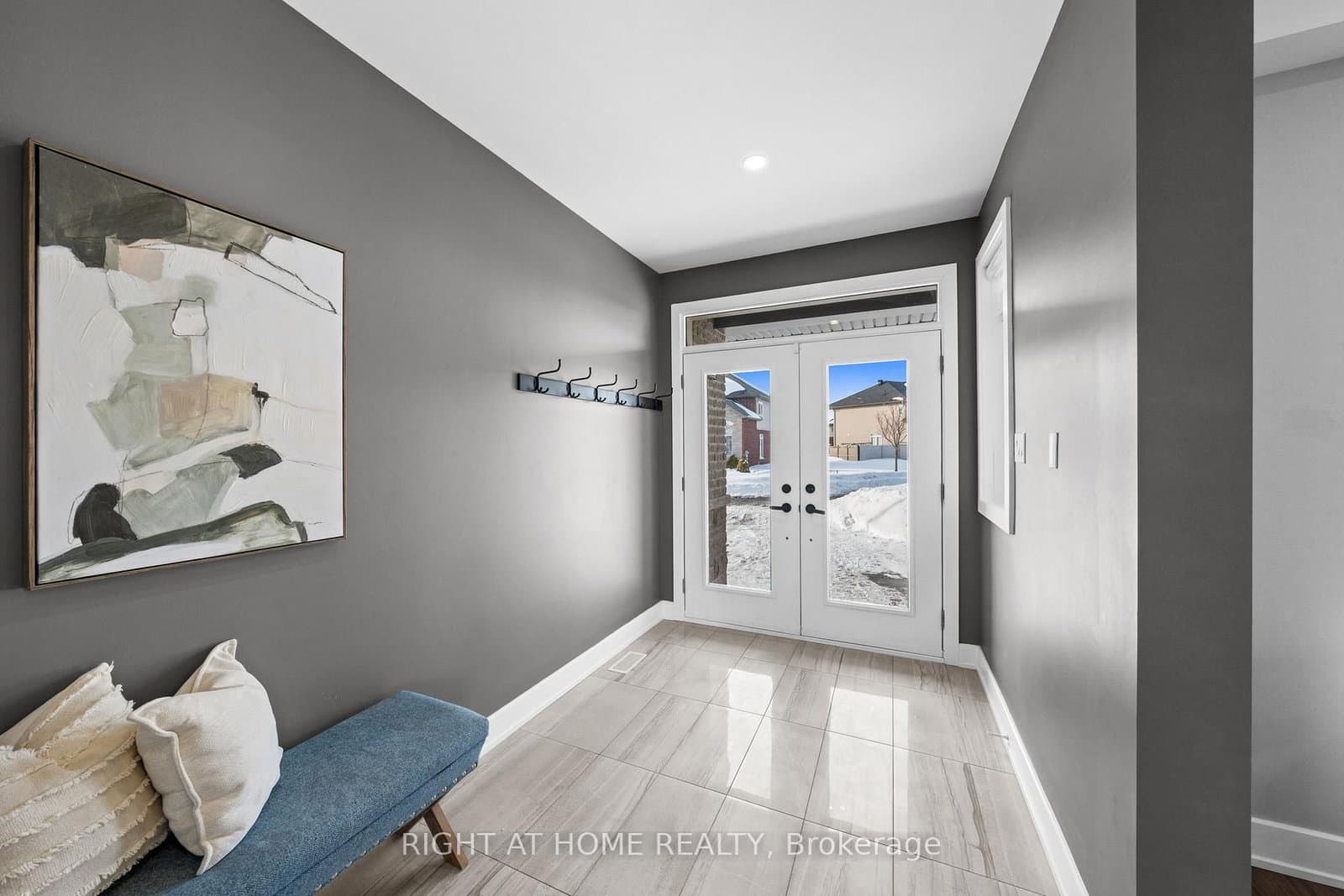 424 Golden Springs Drive, Ottawa, ON — photo 3