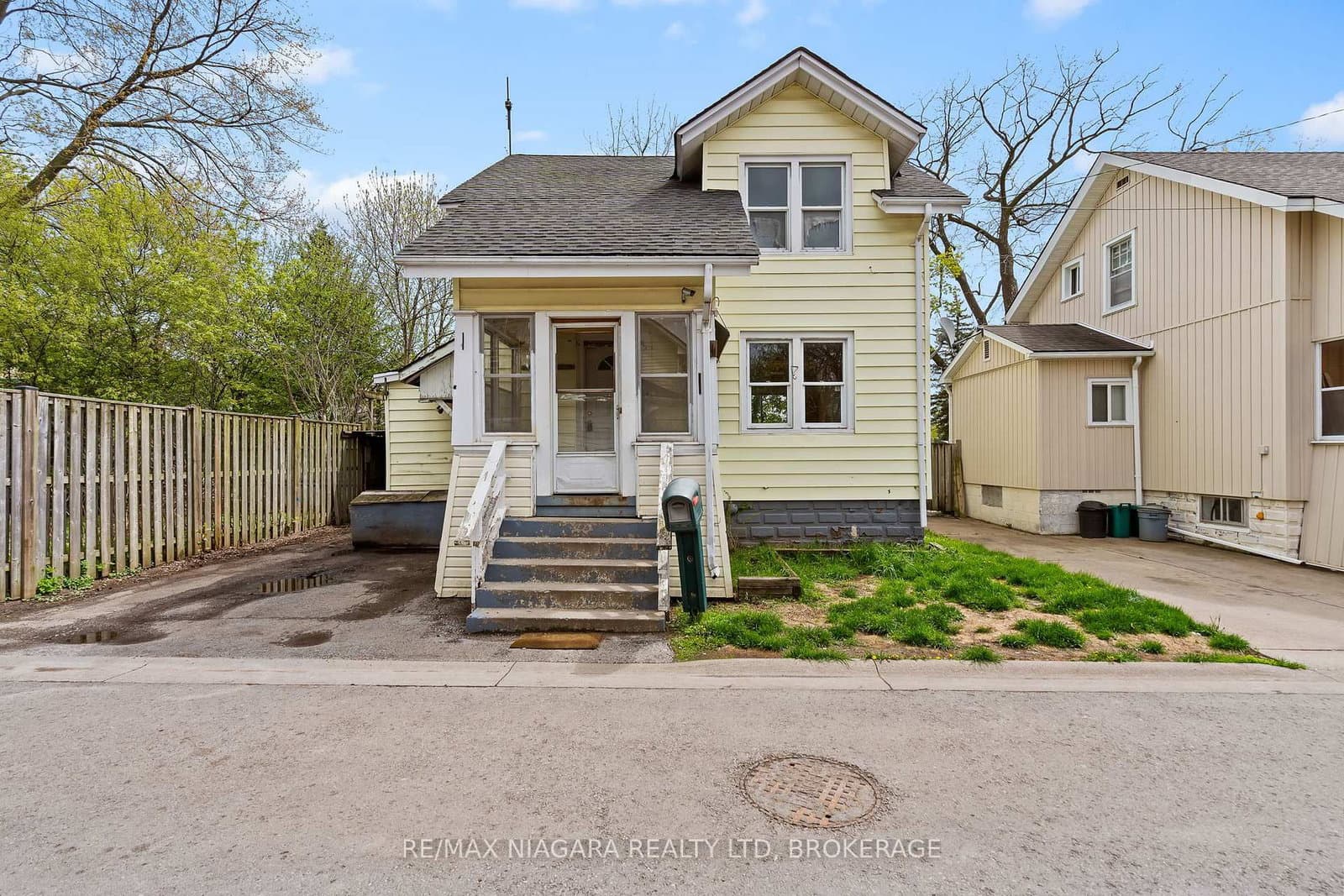 4904 Flynn Court, Niagara Falls, ON — photo 2