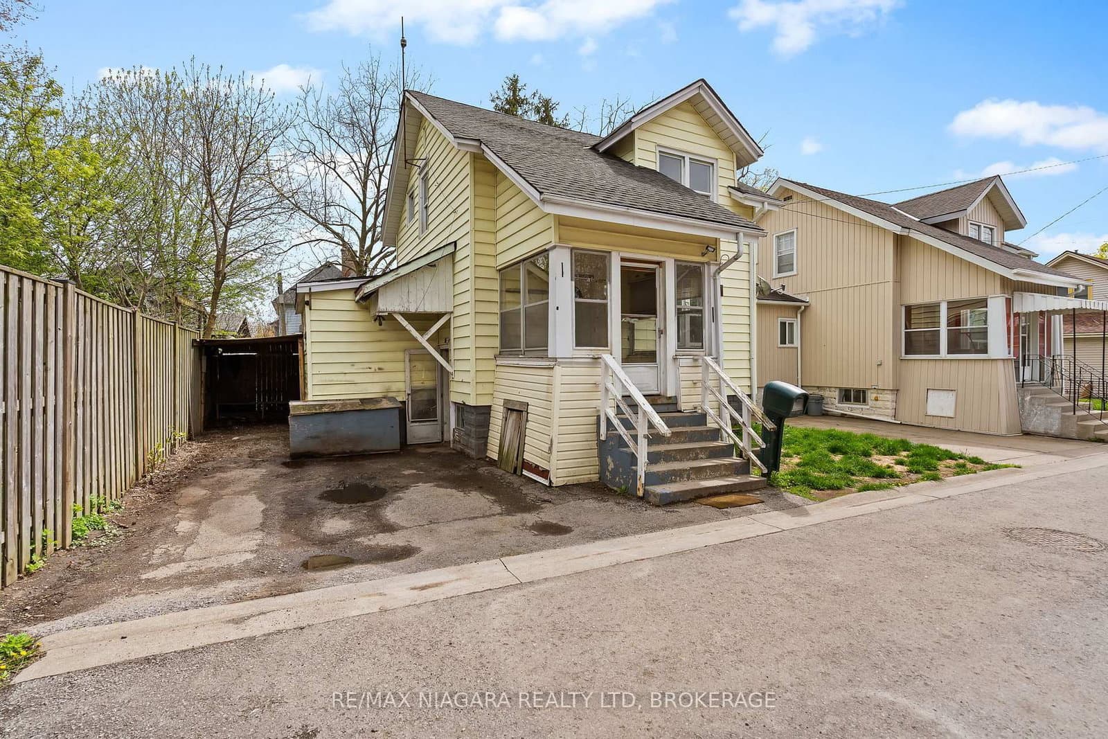 4904 Flynn Court, Niagara Falls, ON — photo 3