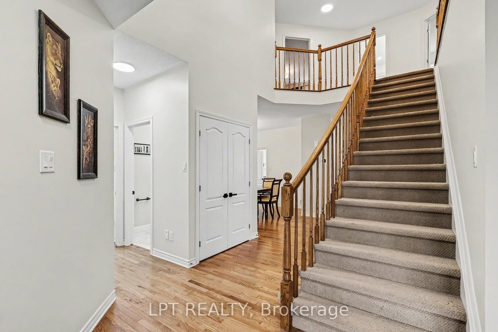 325 Creston Valley Way, Ottawa, ON — photo 3