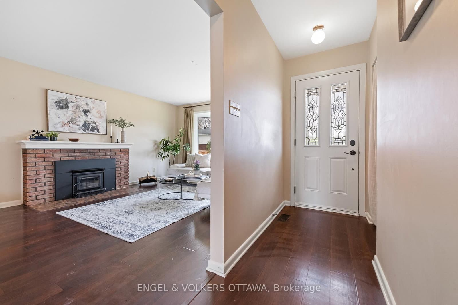 989 Connaught Avenue, Ottawa, ON — photo 2