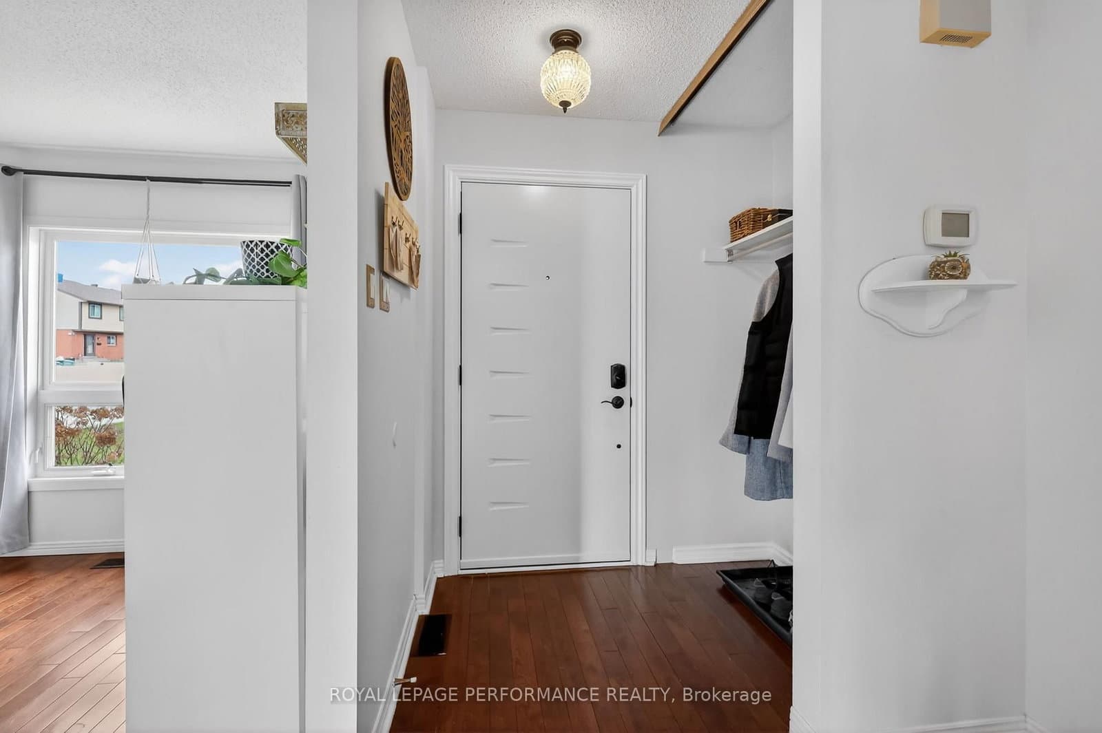 2 Canbury Crescent, Ottawa, ON — photo 3