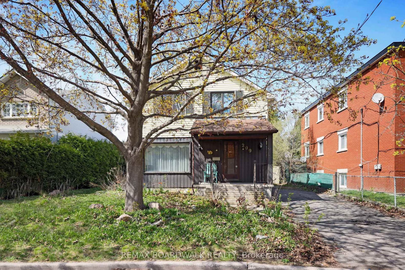 209 Glynn Avenue, Ottawa, ON — photo 3