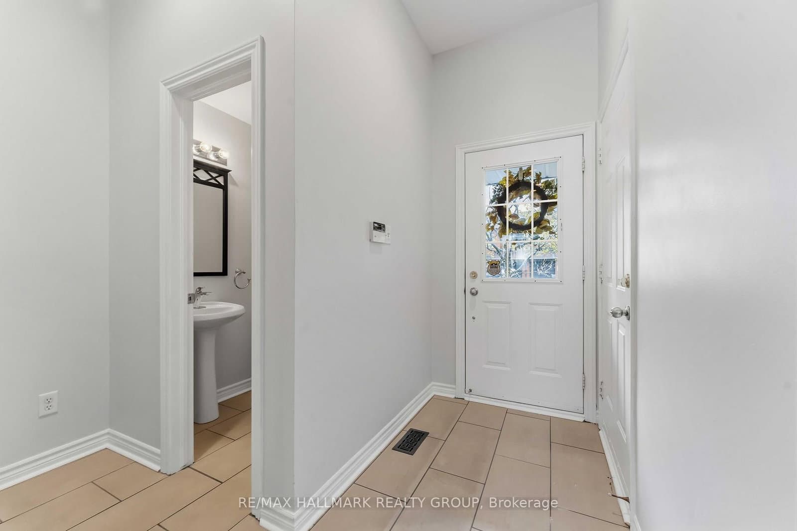 2087 Hiboux Street, Ottawa, ON — photo 3