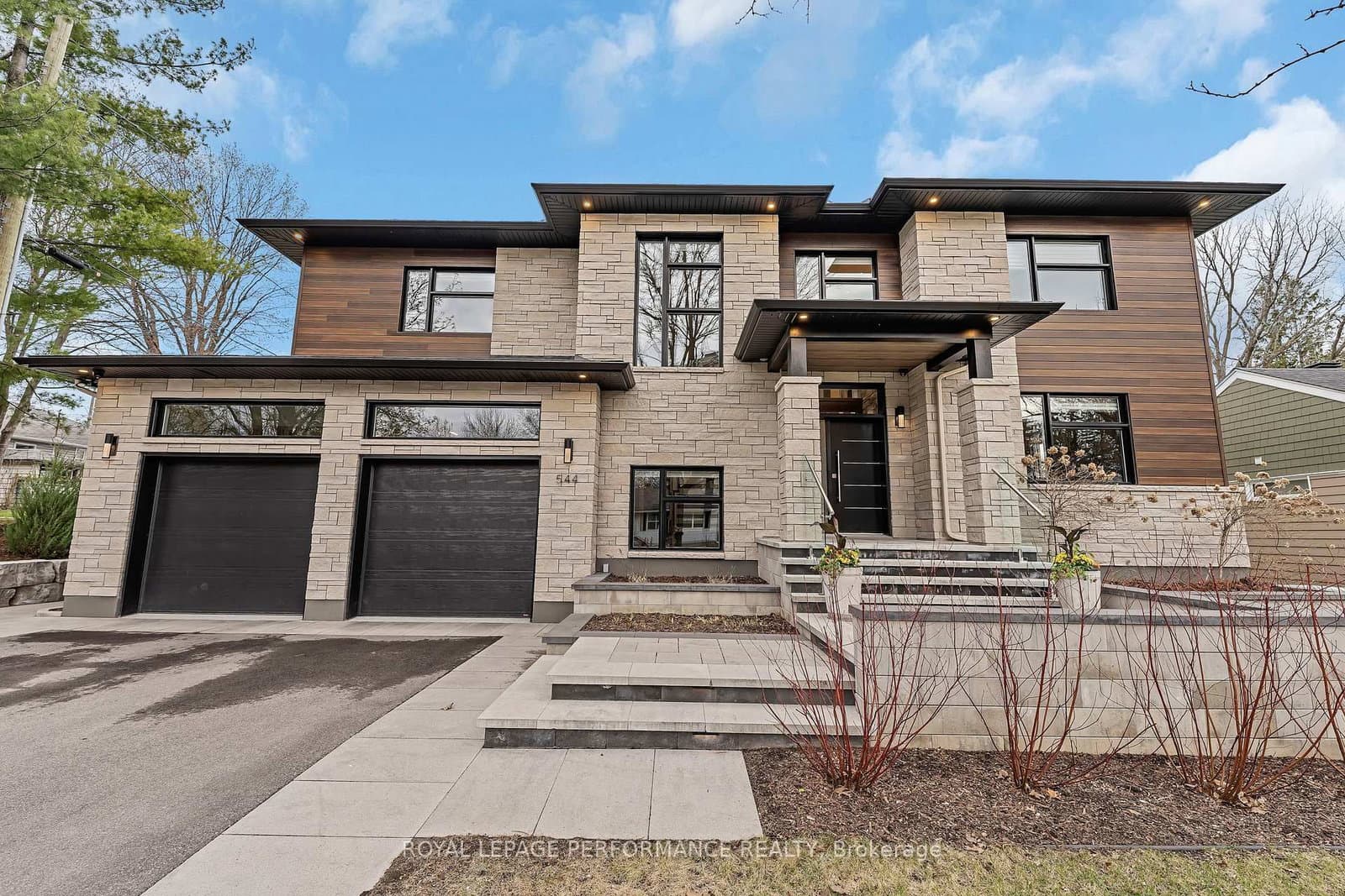 544 Neighbourhood Way, Ottawa, ON