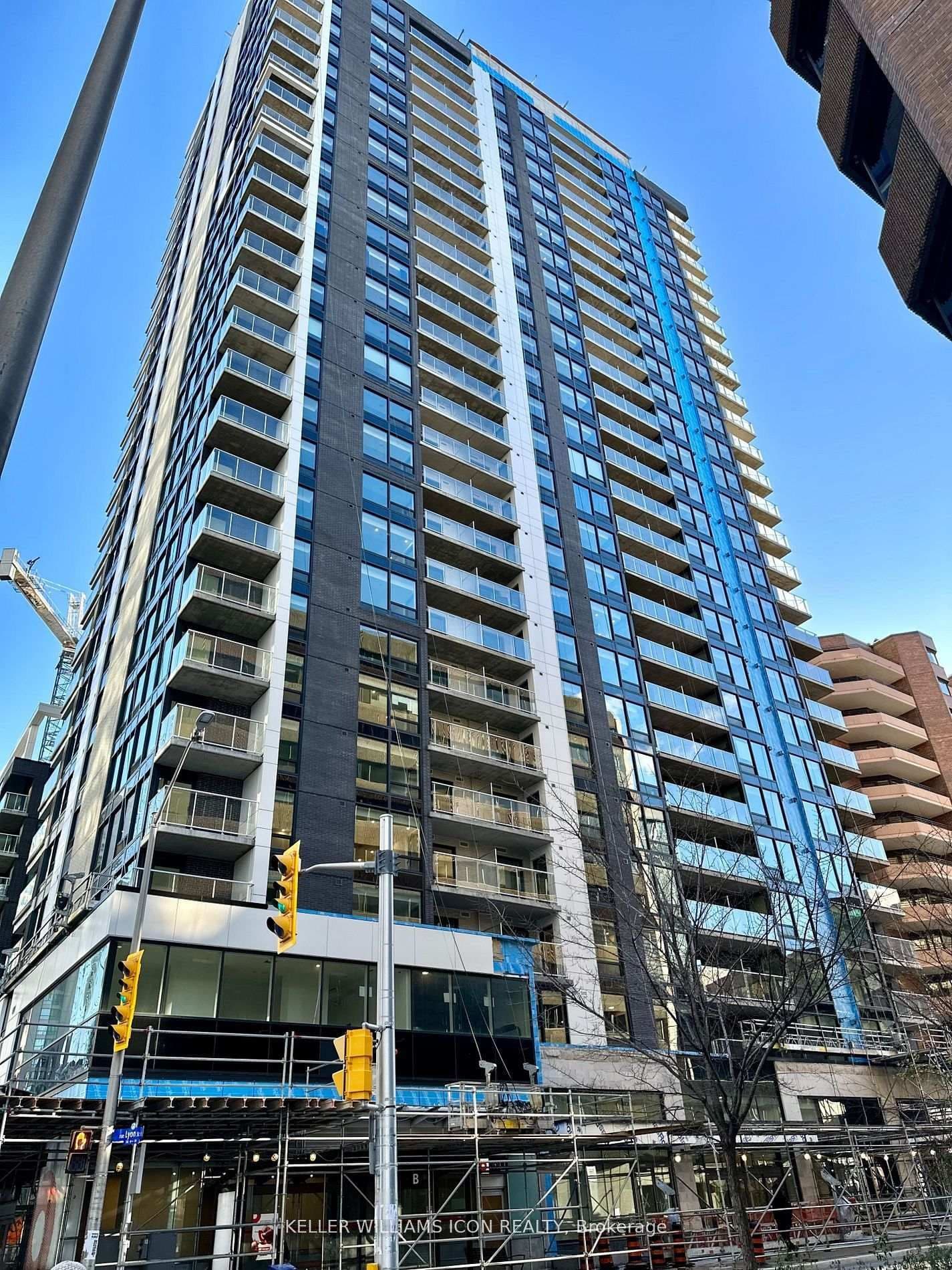 2210 - 340 Queen Street, Ottawa, ON