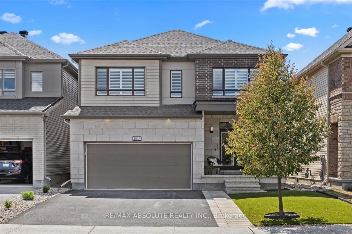 1008 Manege Street, Ottawa, ON