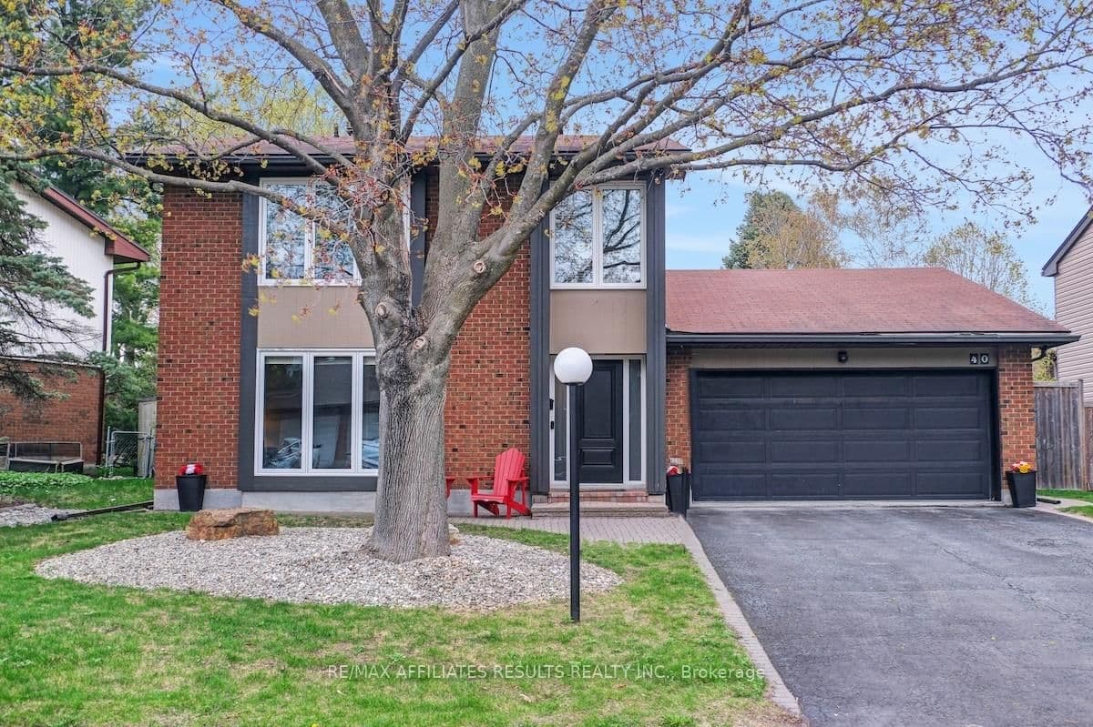40 Nanook Crescent, Kanata, ON
