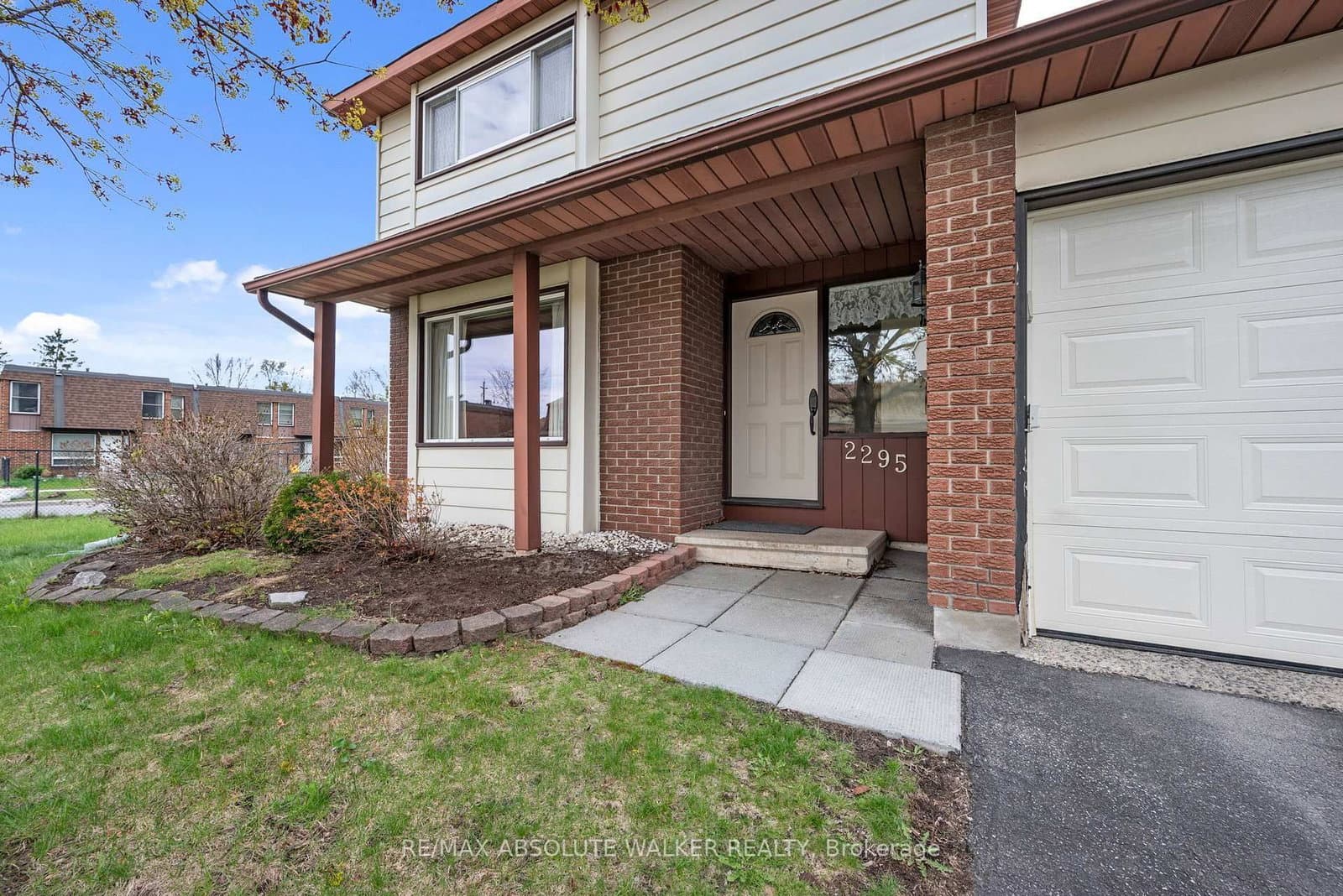 2295 Cotters Crescent, Ottawa, ON — photo 3