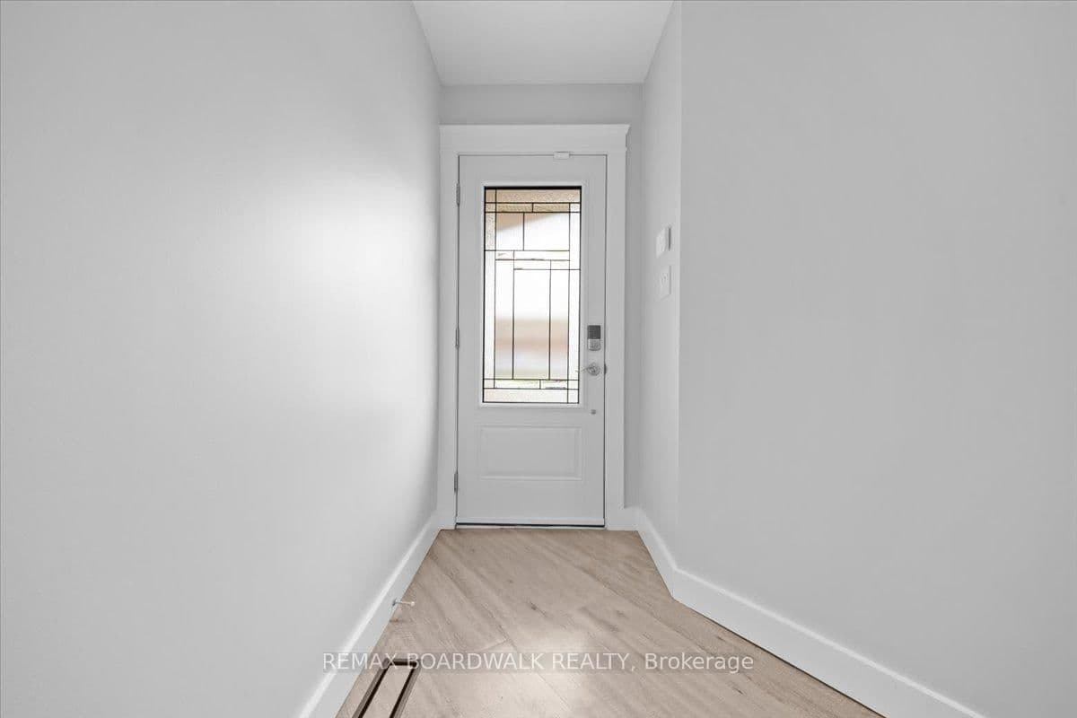 610 Falwyn Crescent, Orleans, ON — photo 2