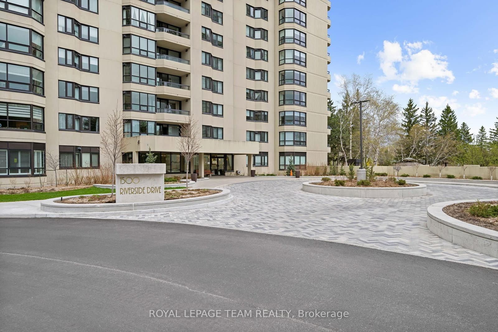 1507 - 1500 Riverside Drive, Ottawa, ON