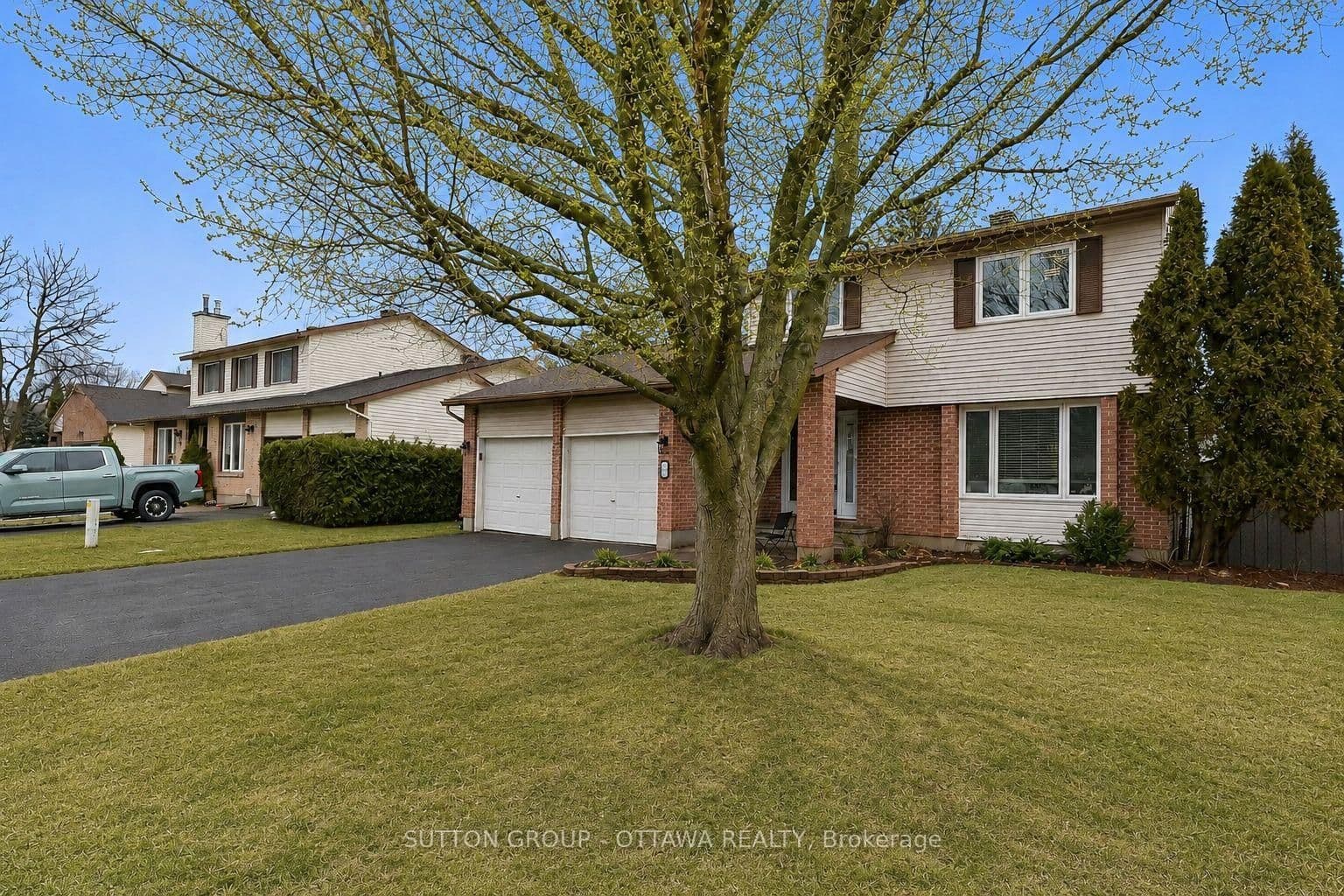 238 Park Grove Drive, Ottawa, ON — photo 2