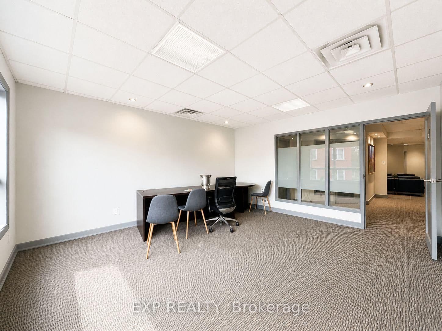208 - 111 Sherwood Drive, Ottawa, ON — photo 3