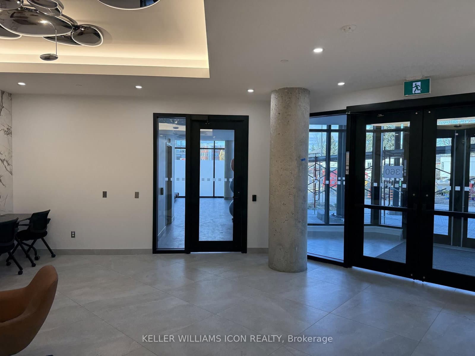 203 - 360 DESCHATELETS Avenue, Ottawa, ON — photo 2