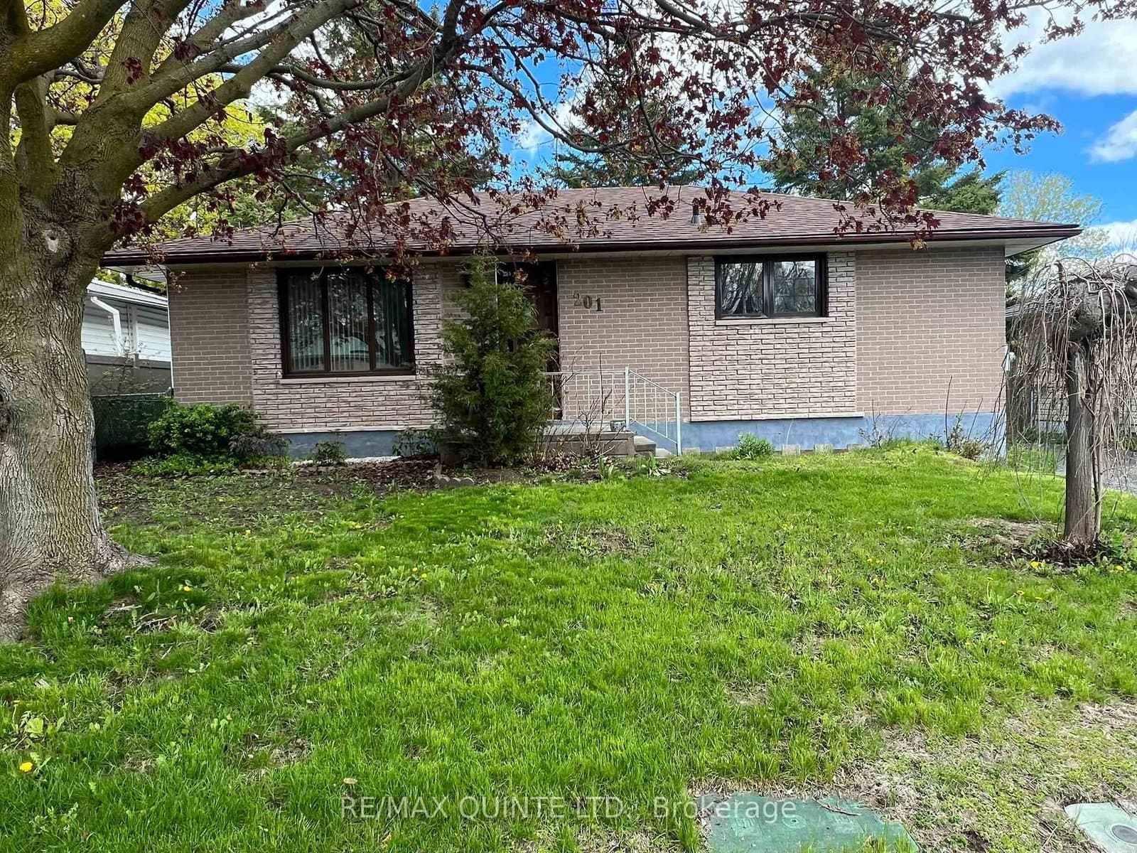 201 Reid Street, Quinte West, ON