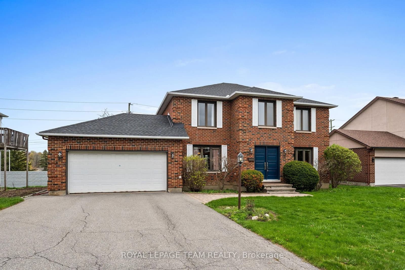 28 Parmalea Crescent, Ottawa, ON