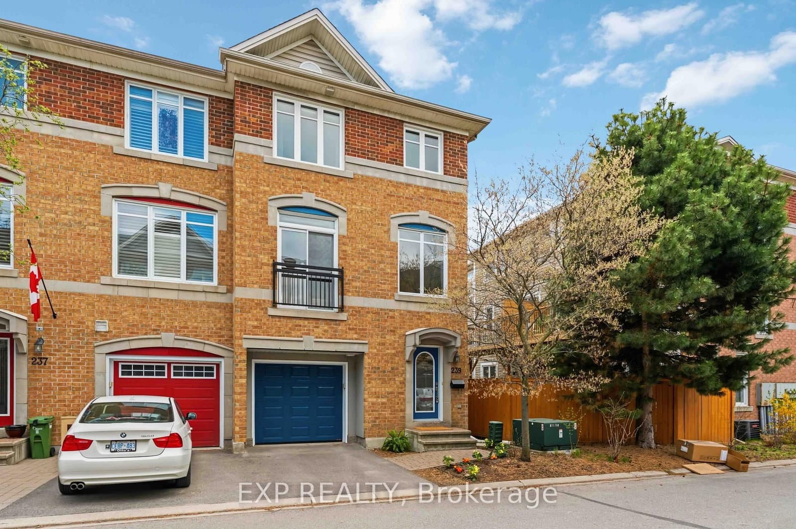 239 West Village Private, Ottawa, ON — photo 2