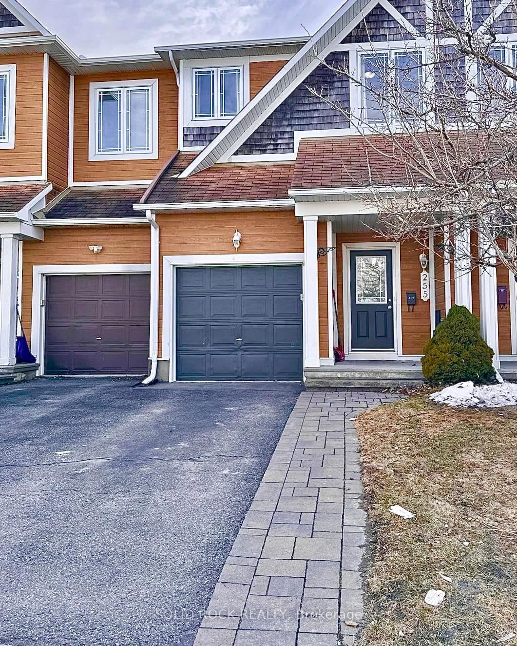 255 Catamount Court, Ottawa, ON