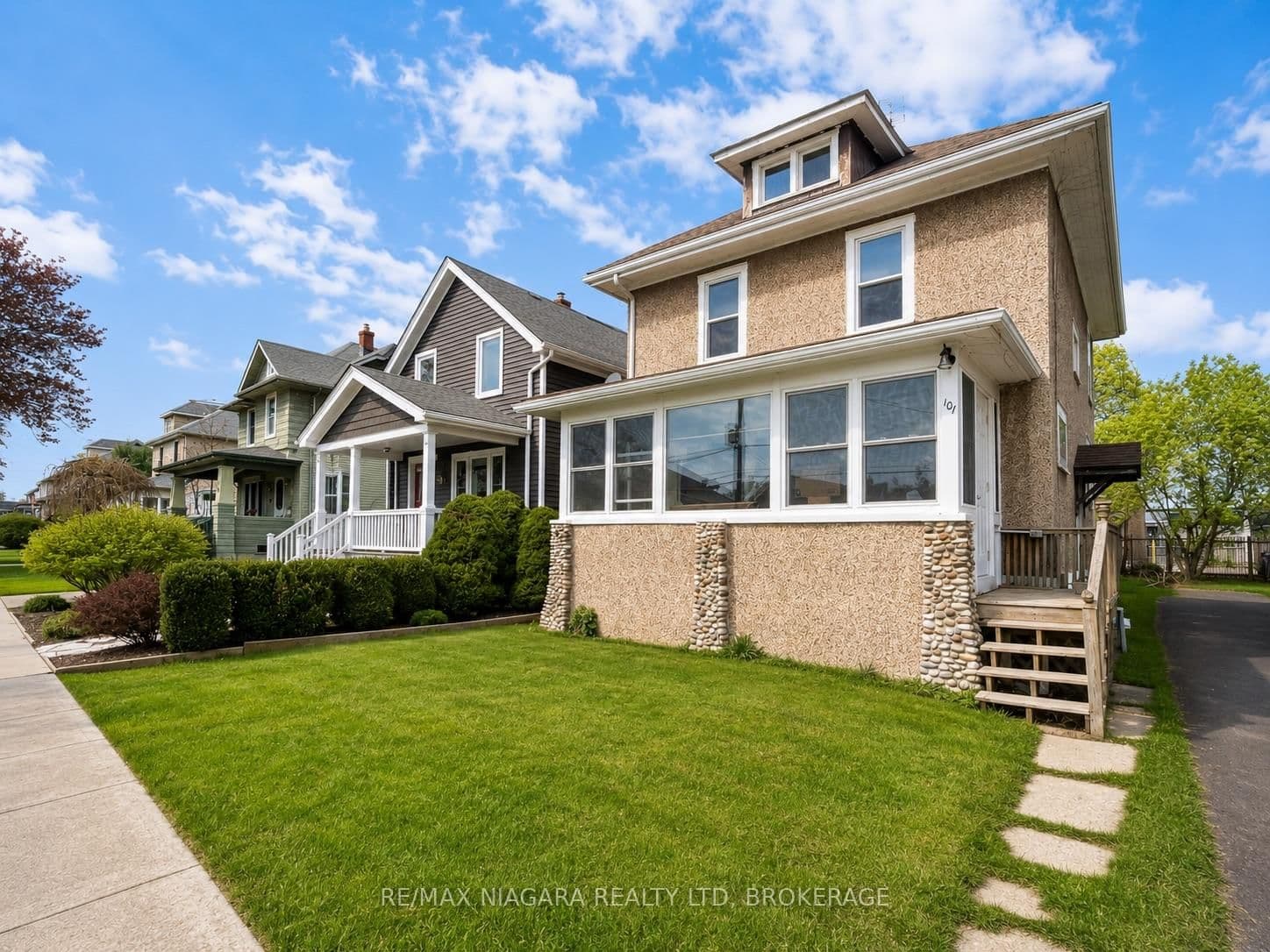 101 DELHI Street, Port Colborne, ON