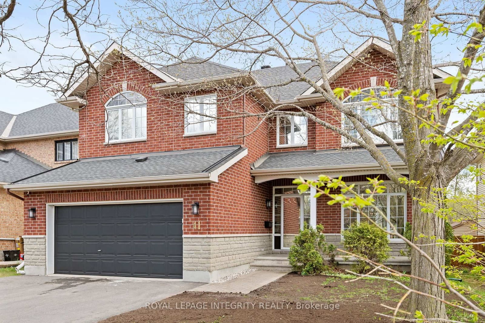41 Bramblewood Crescent, Ottawa, ON — photo 2