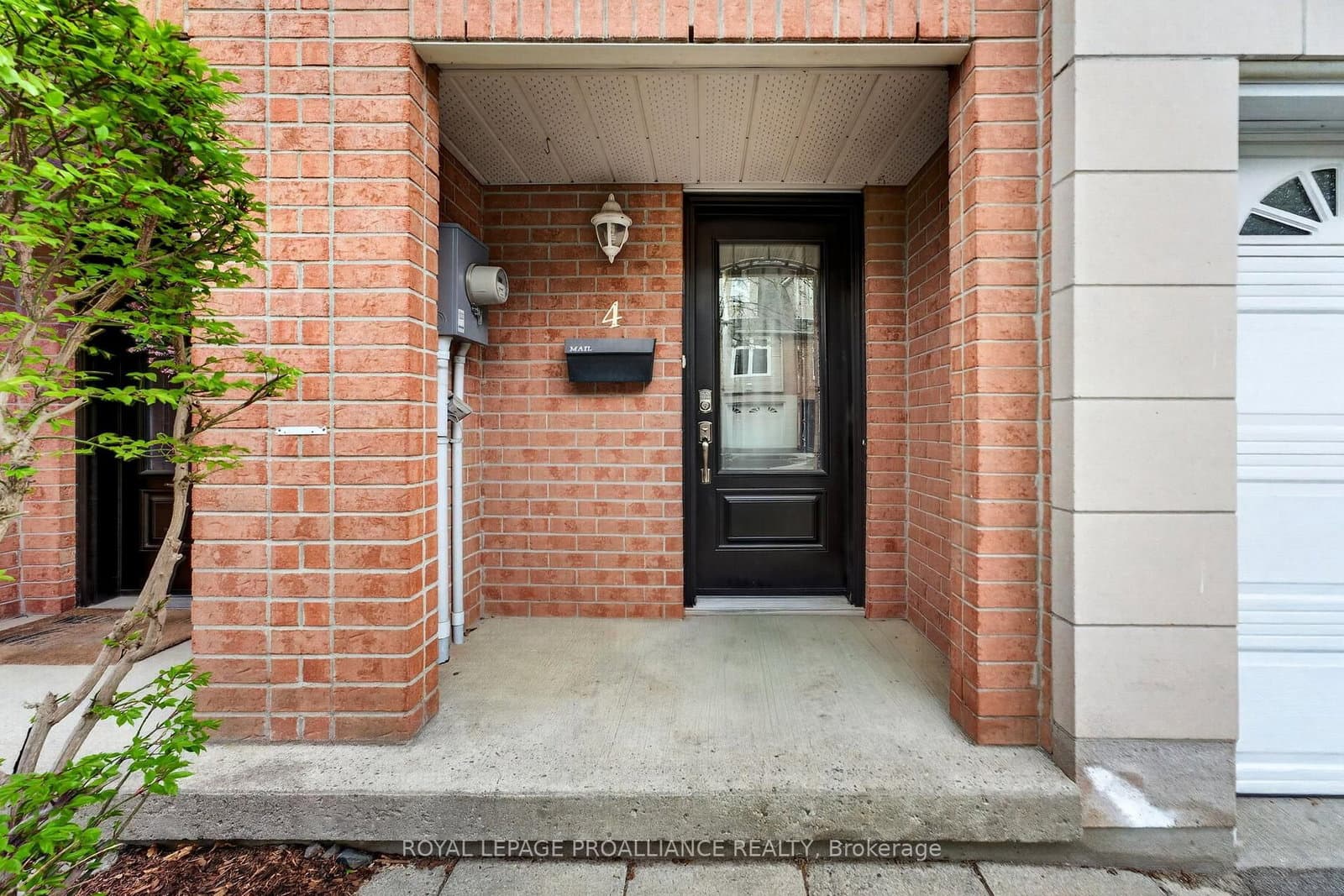 4 - 9 Progress Avenue, Belleville, ON — photo 3