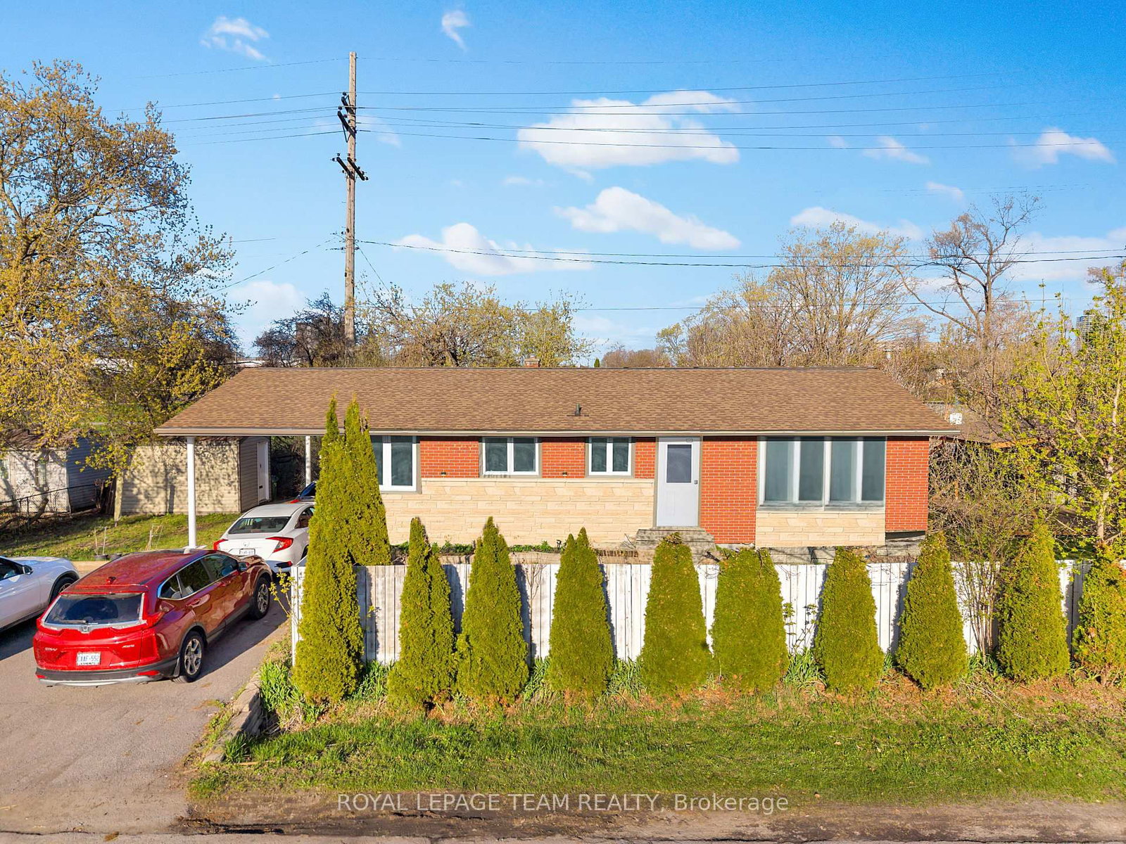 925 MOORVALE Street, Ottawa, ON