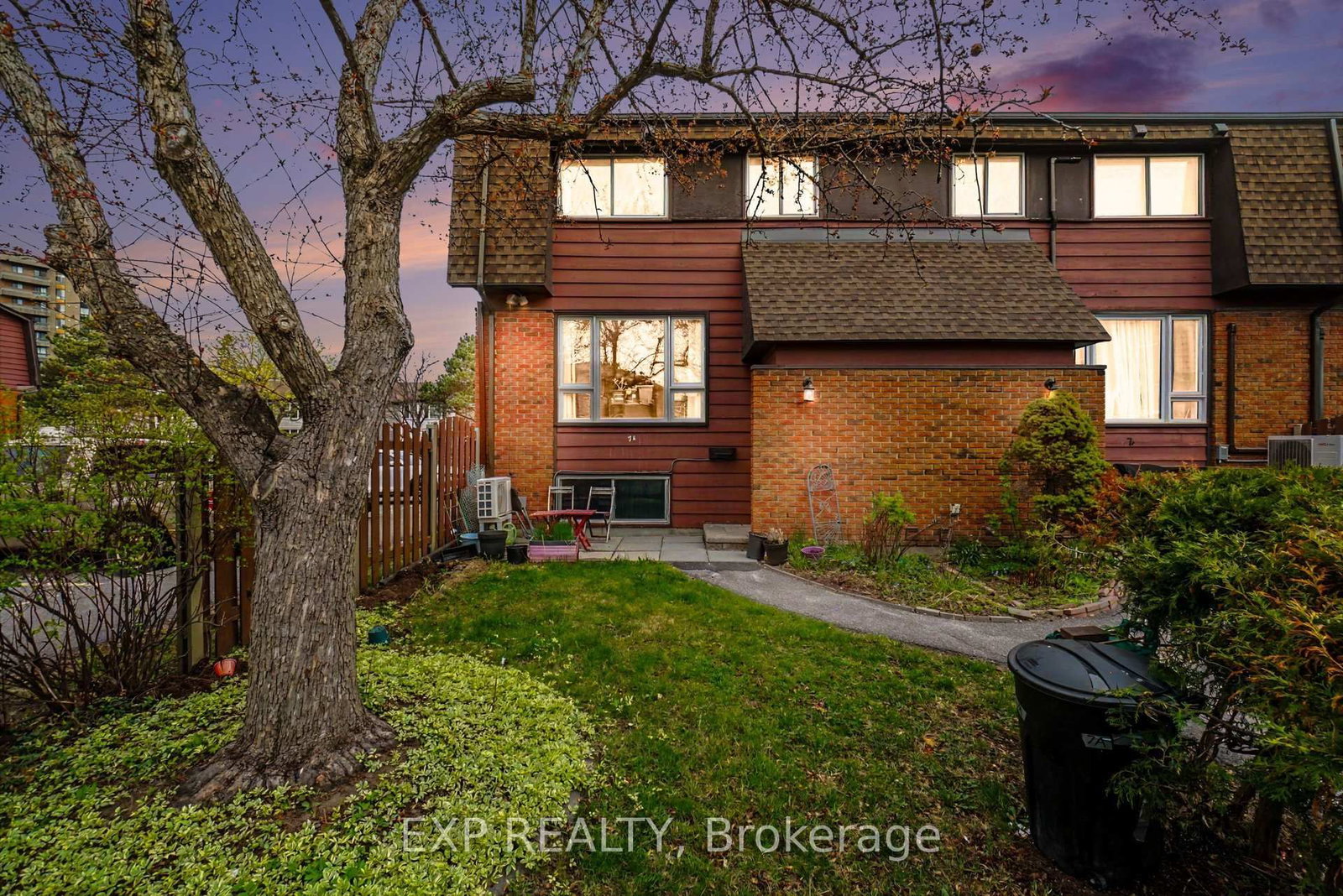 7A Banner Road, Ottawa, ON