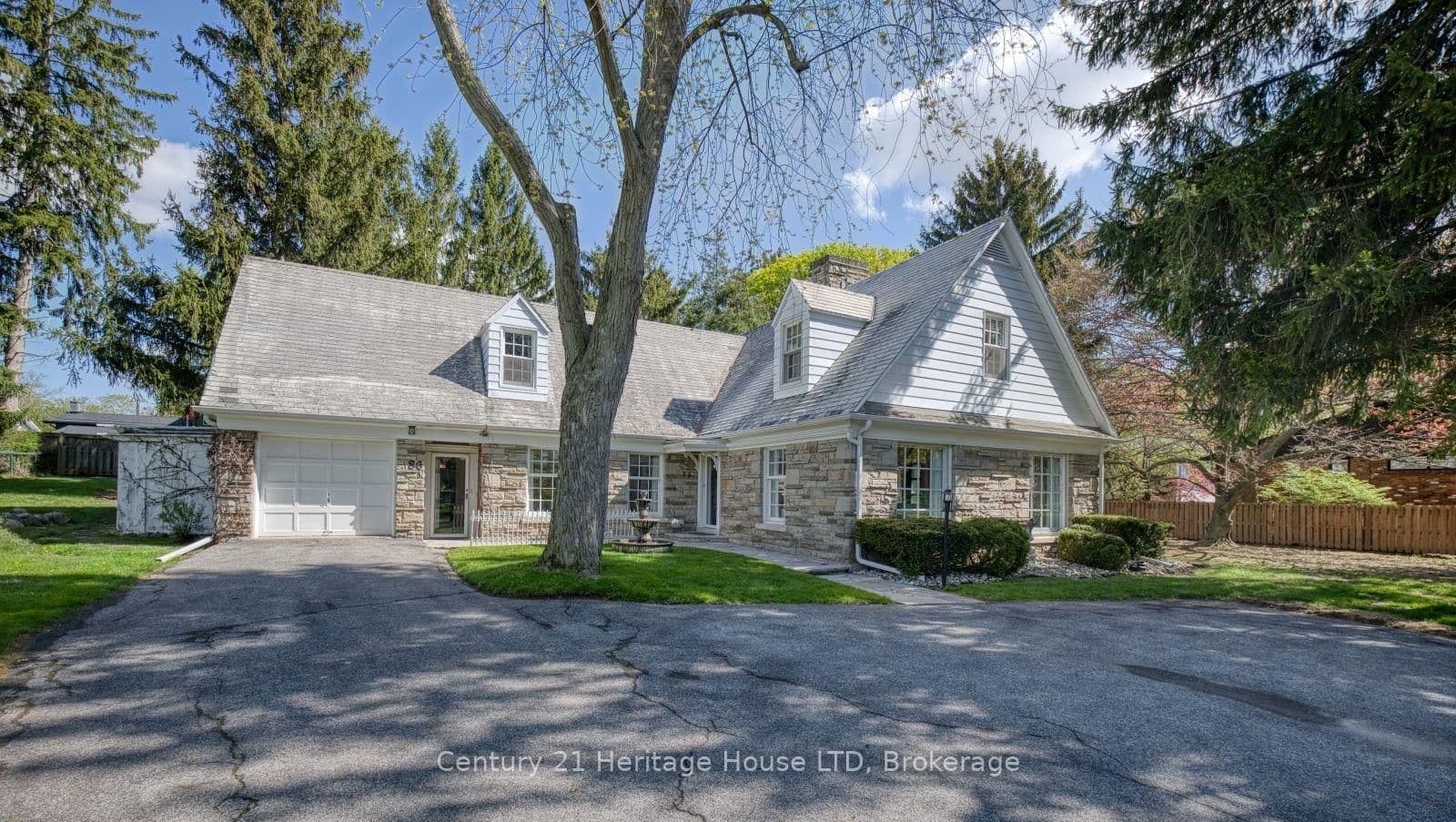 86 Parkway, Welland, ON